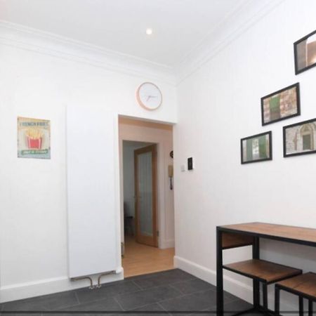 Cosy Quirky Alwaha-Arabic For Oasis Apartamento Johnstone Exterior foto